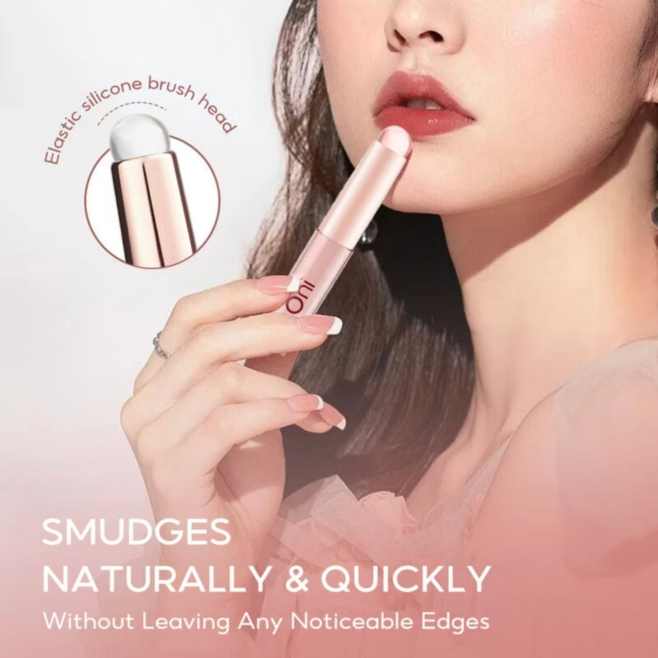 Oni Silicone Lip Brush #Sakura Pink แปรงซิลิโคนสำหรับทาลิปสติก สีชมพูซากุระ